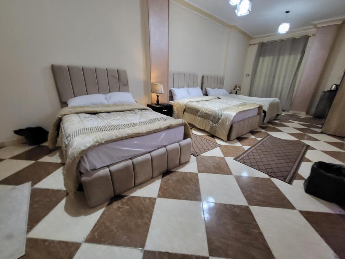 Magic Golden Pyramids View Hotel Kafrat al Jabal Exterior photo