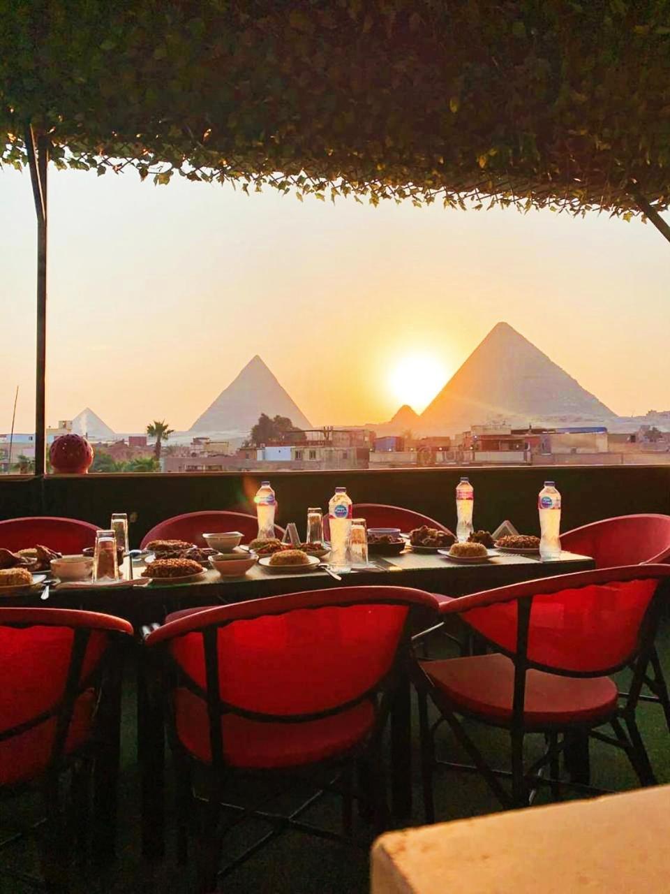 Magic Golden Pyramids View Hotel Kafrat al Jabal Exterior photo